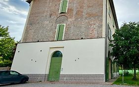 Intero Appartamento Con Giardino In Palazzo Del 1600